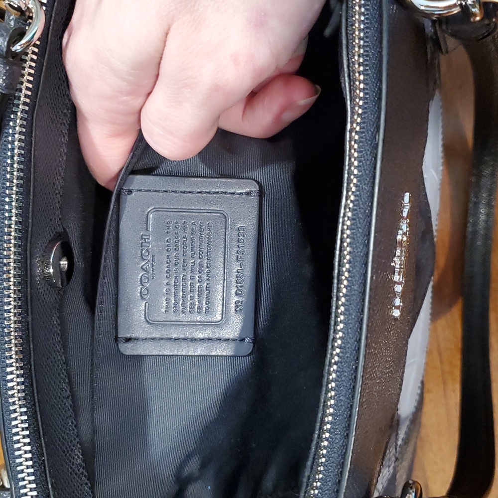 Like NEW Coach Patchwork Brooke Carryall Bag - Picture 13 of 14